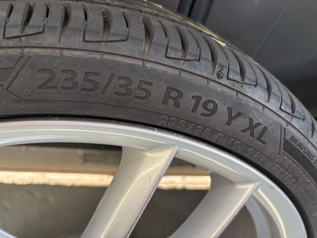Seat Pneus & Kompletträder: Seat Leon Cupra Sommerräder – Gebraucht aus Bretzwil von Mygarage4147 4