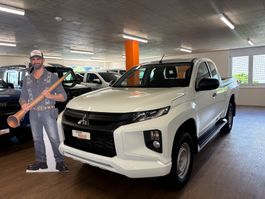 MITSUBISHI L 200 2.2 Value Club Cab / PICK-UP SÖPP