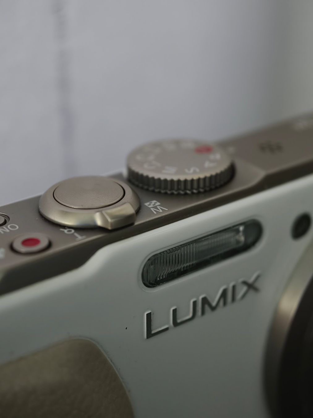 Panasonic Appareil photo: Panasonic Lumix DMC-TZ41  White – D'occasion à Burgdorf par kaluzan 5