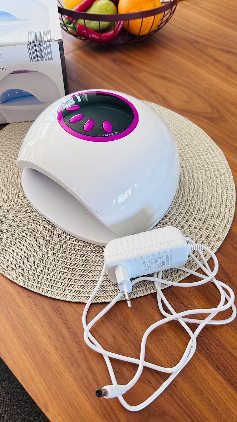Lampade: UV/LED Nageltrockner – Usato da Zürich venduto da HelenaS.