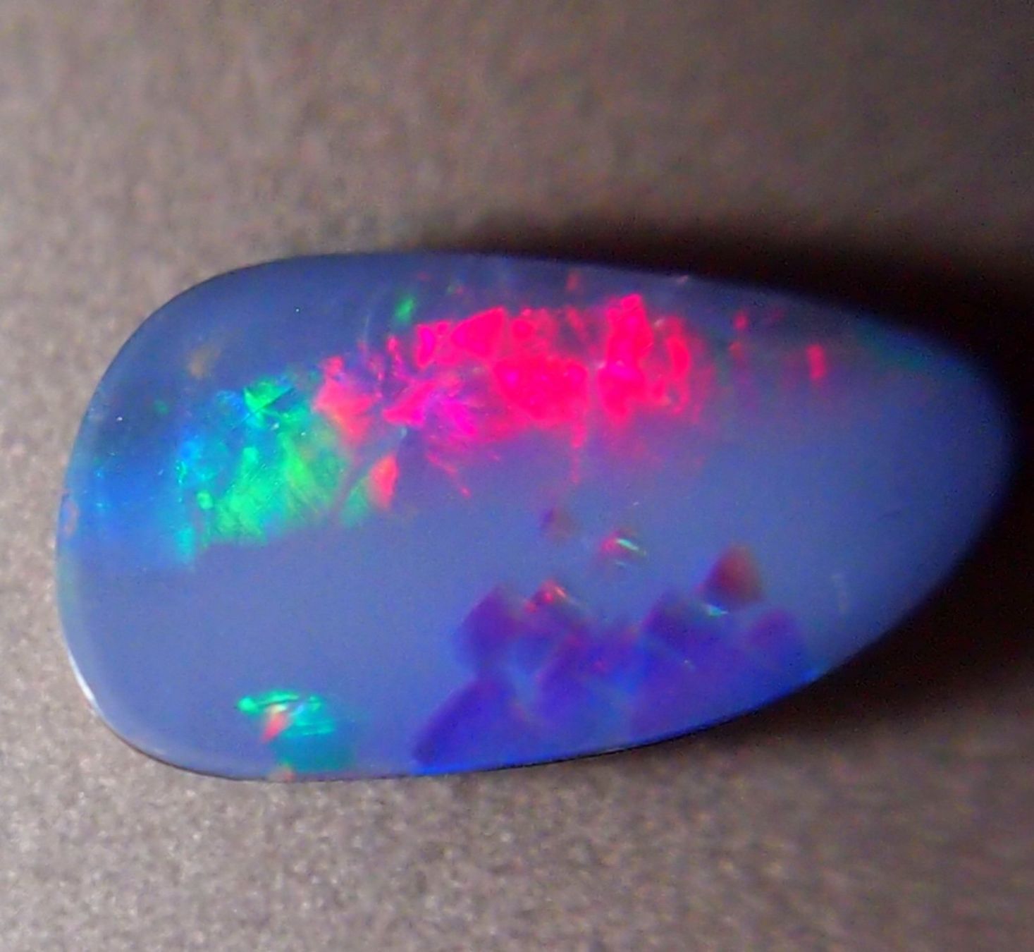 Pietre preziose: 2,2 -CTS QUALITY STUNNING Dublette BLACKOPAL – Nuovo e nell'imballaggio originale da Reinach BL venduto da Marblue 5
