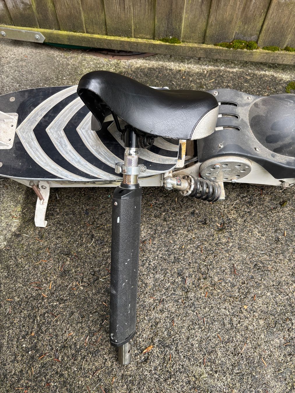 Scooter: RUF Elektro Scooter Kellerfund mit Ladegerät – Difettoso da Sonterswil venduto da VD-Service 1