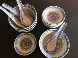 China Ceschirr Reiskorn Porzellan Drache weiss/blau 14 tlg.