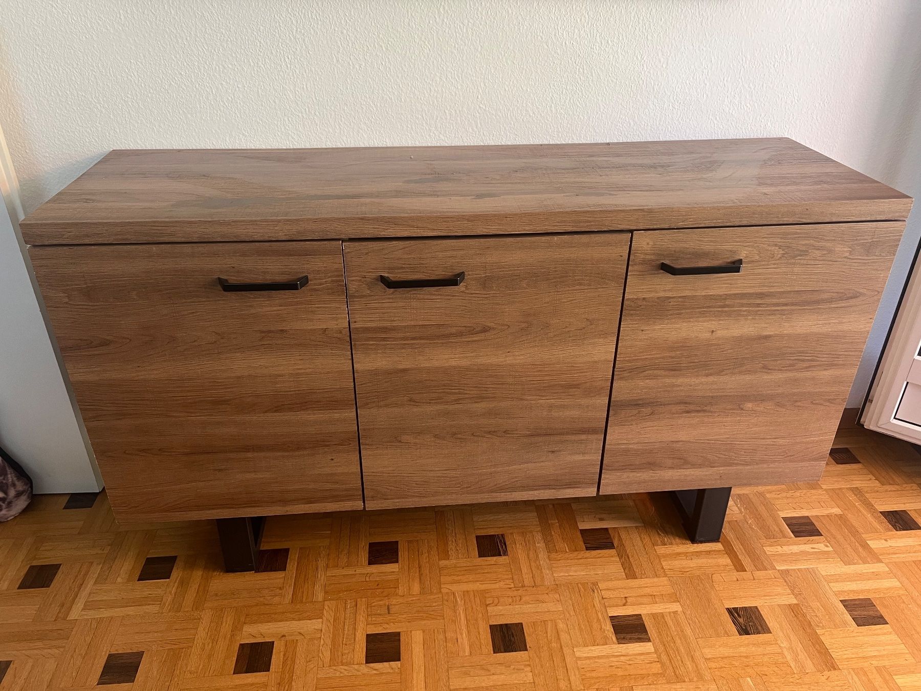 Beliani Cassettiere: sideboard – Usato da Rüschlikon venduto da Adiene