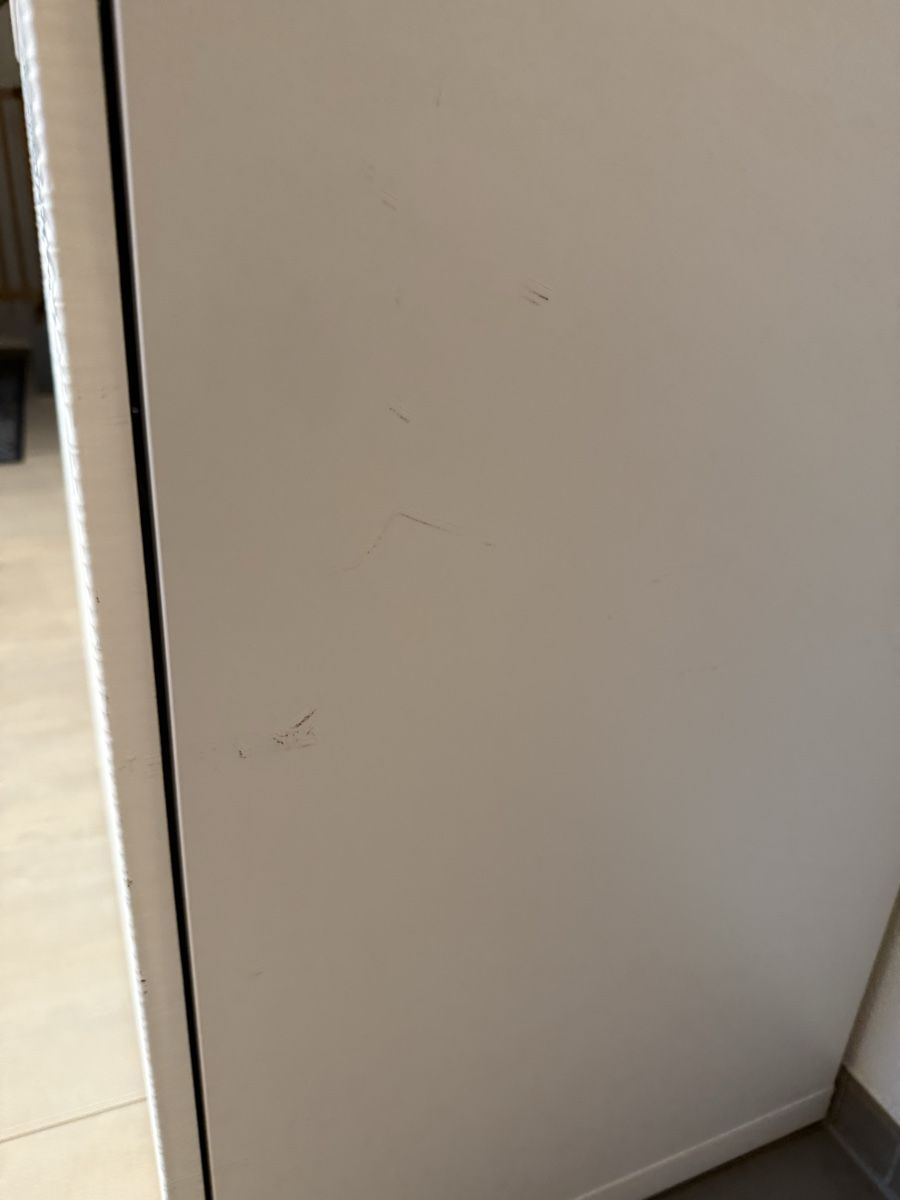 Ikea Cassettiere: IKEA Bestå Weiss mit Wellenmuster – Usato da Kleinandelfingen venduto da DarLing03 3