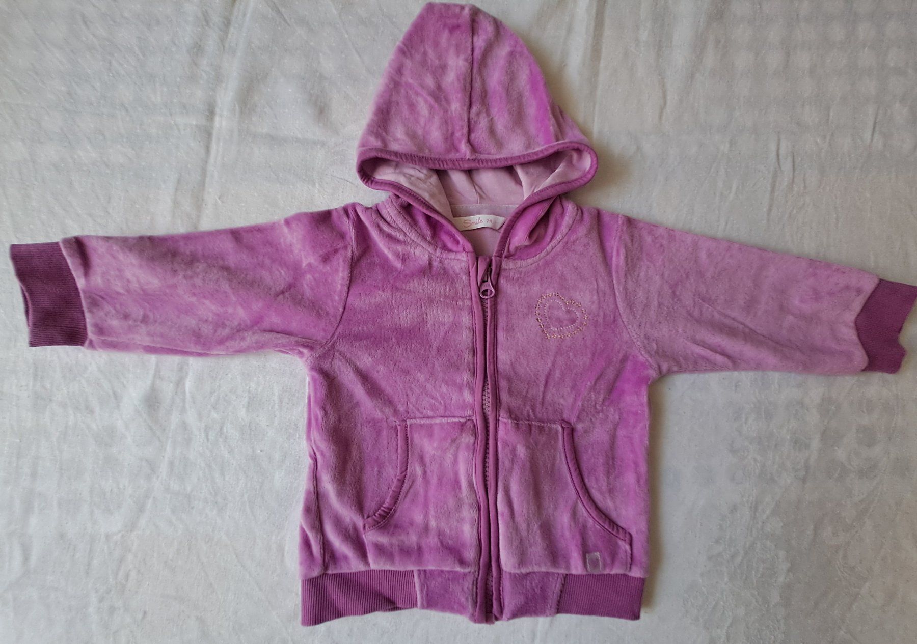 Lotti & Set di vestiti: Ensemble Training pour fille taille 74 – Usato da Le Noirmont venduto da sportboutique 1