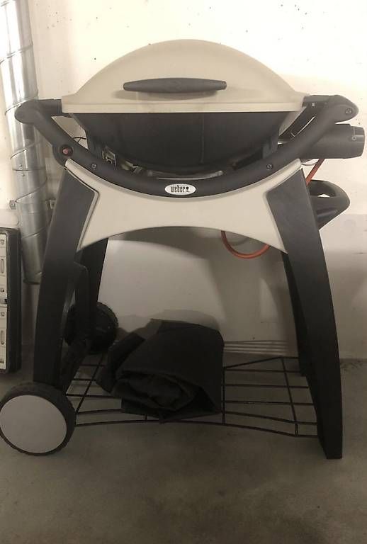 Griglie: Weber Gasgrill Q2000 – Usato da Jona venduto da Doonika