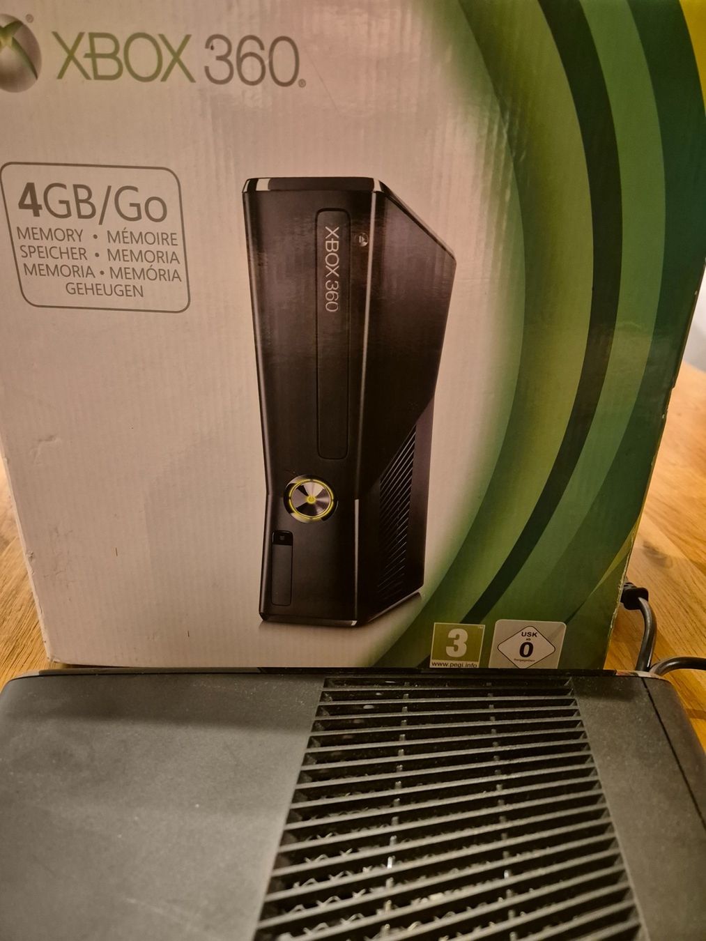 Microsoft Console: XBOX 360 4GB/Go – Usato da Winkel venduto da Heuresis 1