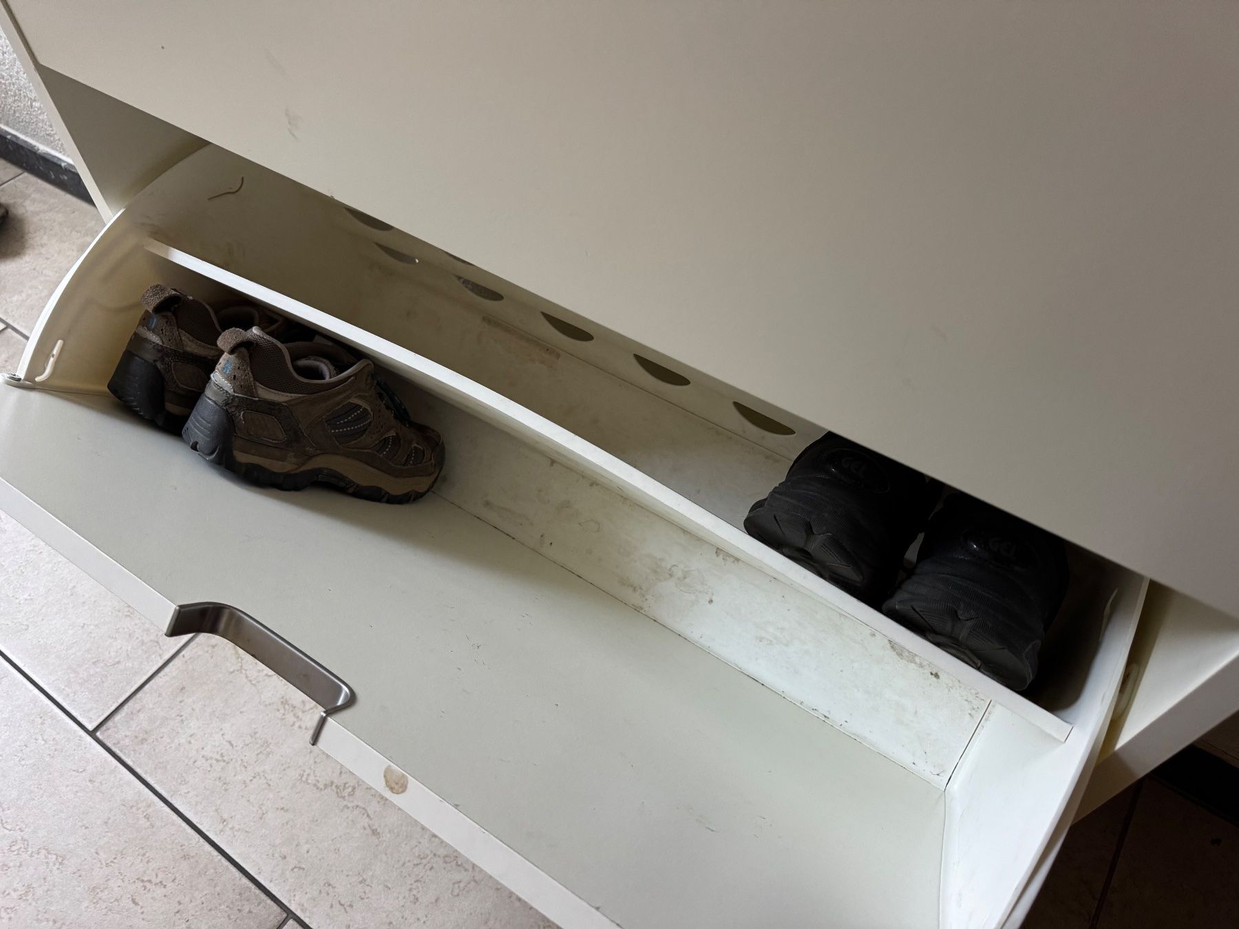 Ikea Armadi: IKEA Schuhschrank – Usato da Zürich venduto da hwang 2