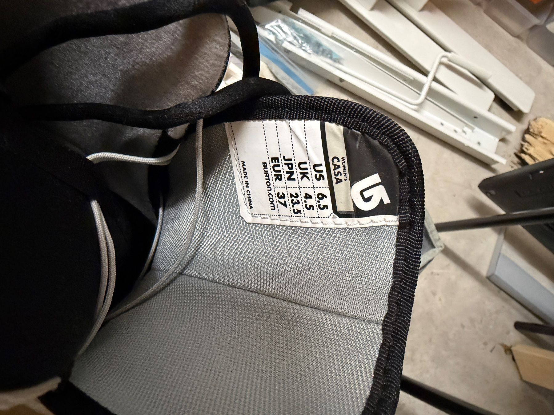 Burton Herrenschuhe: Burton Snowboard boots 37 – Gebraucht aus Wallisellen von marianna.rosso333 4