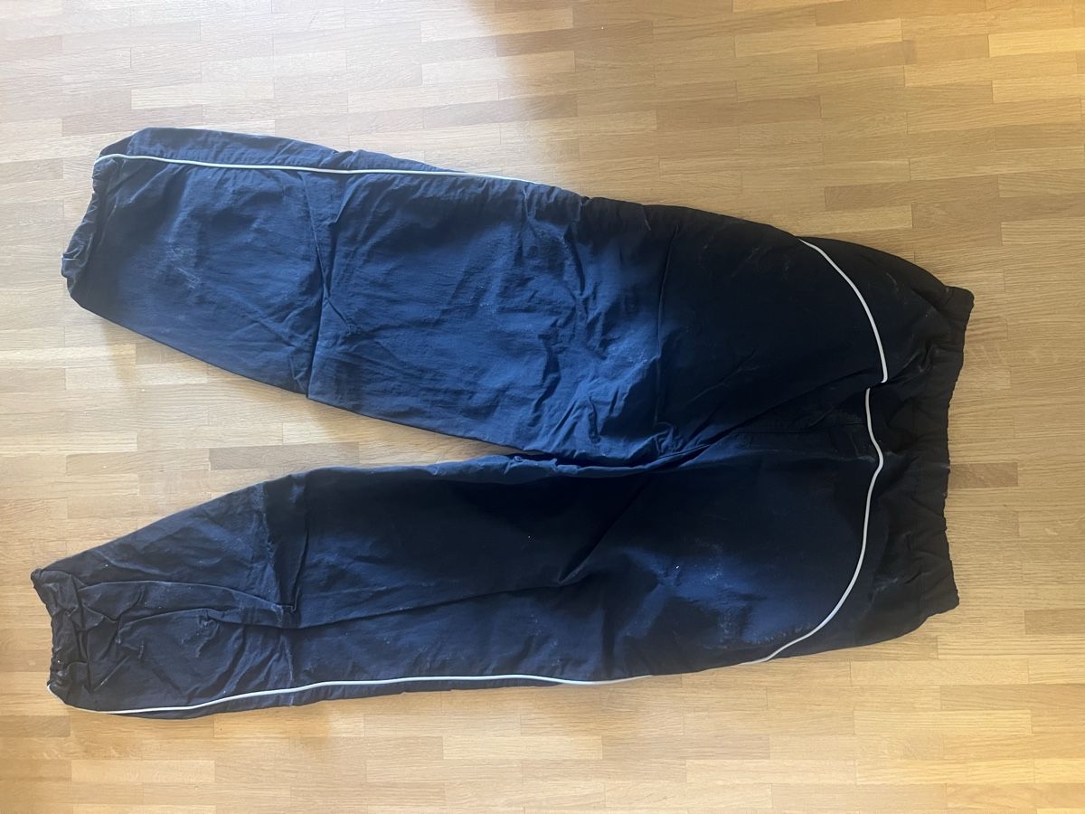 Uniqlo Pantaloni: UNIQLO Hose Kinder Grösse 13  – Usato da Bern venduto da loewe1972 1