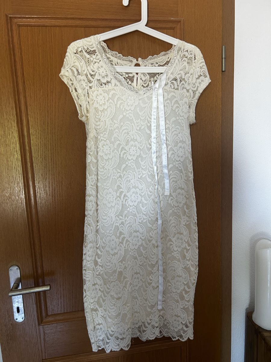 Vestiti: Spitzenkleid cremeweiss Schwangerschaft Grösse S – Usato da Altenrhein venduto da klaudijac