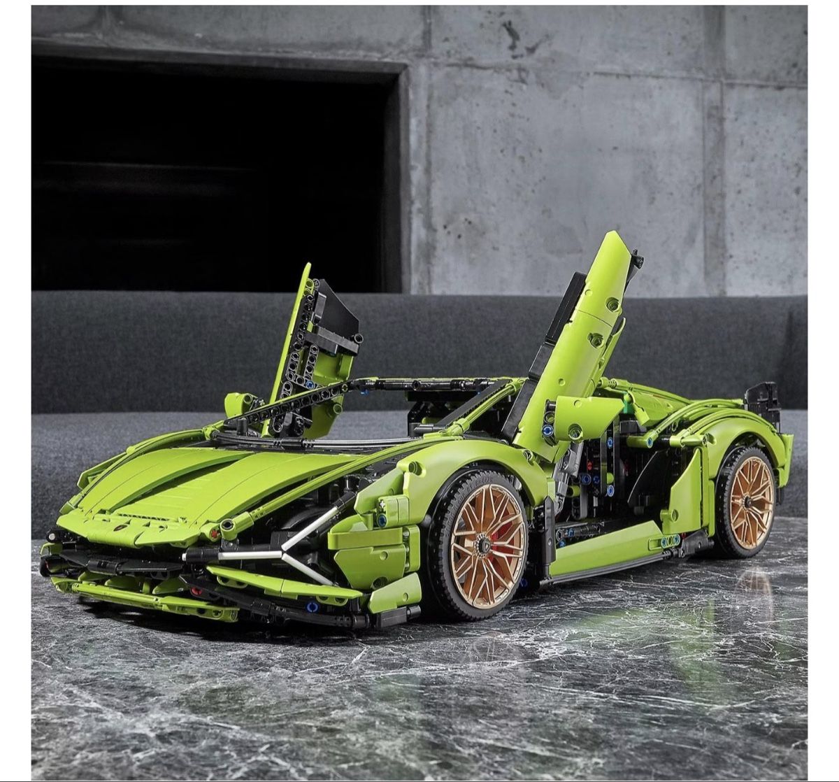 Lamborghini Modellini d'auto: LEGO Technic Lamborghini Sián – Nuovo e nell'imballaggio originale da Rothrist venduto da gio_t89b 3