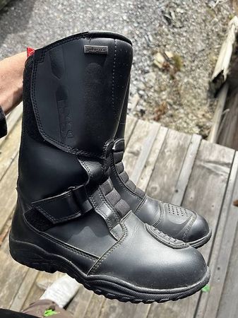 Motorradschuhe