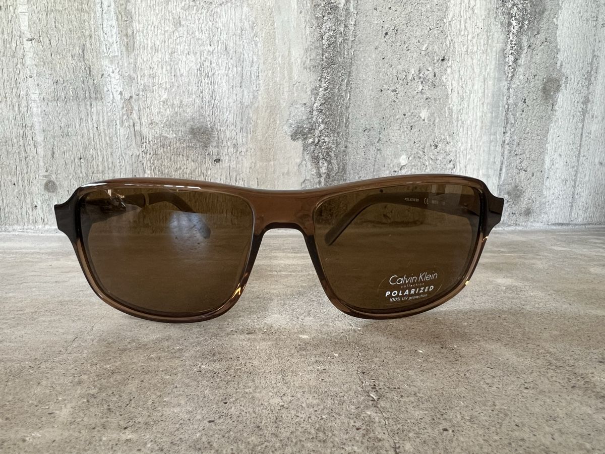 Calvin Klein Occhiali & Lenti: Ungetragene Calvin Klein Sonnenbrille Brille – Nuovo (secondo la descrizione) da Eglisau venduto da yd55
