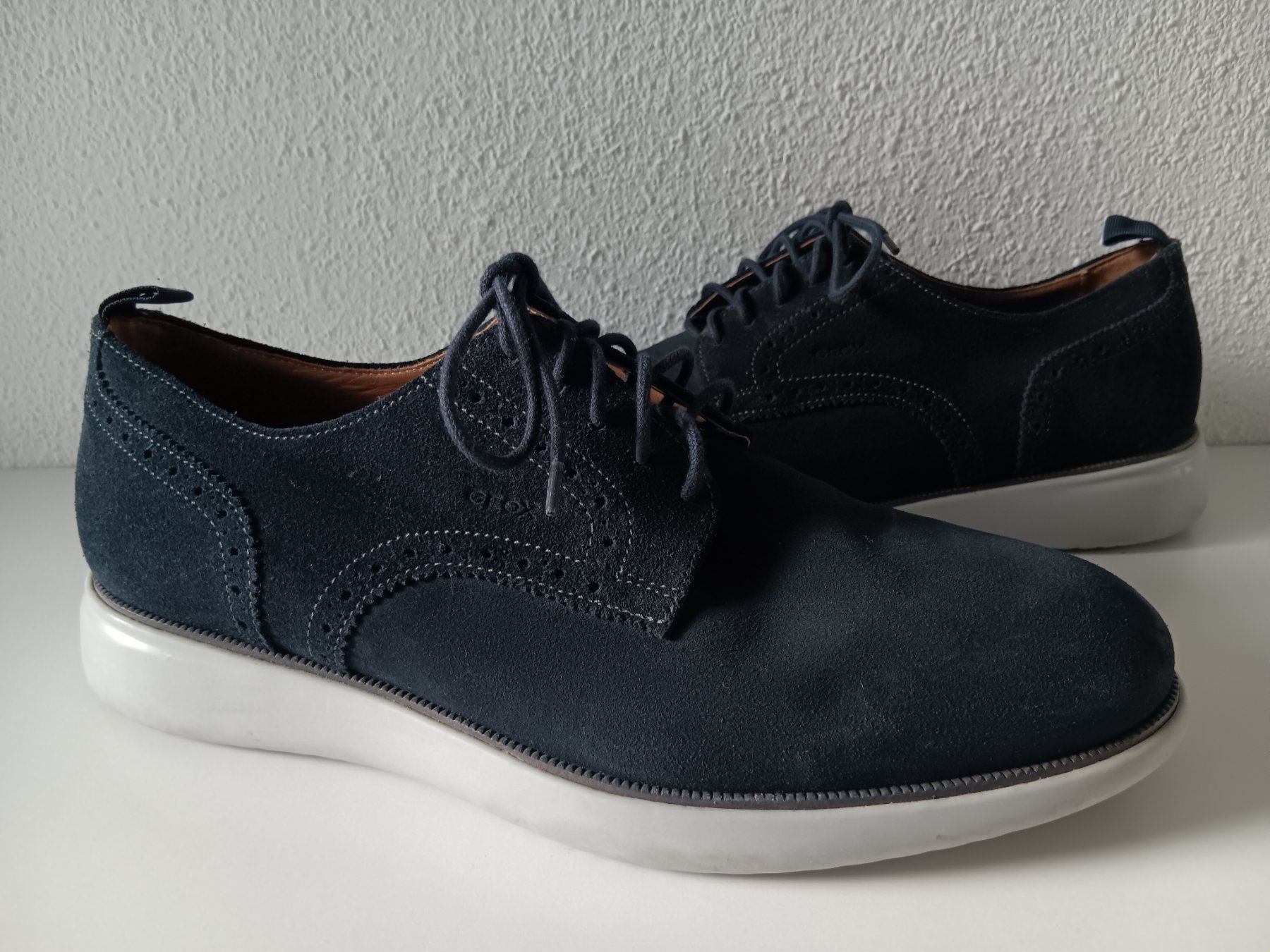 Geox Herrenschuhe: GEOX Chaussures / Schuhe pointure / Nummer 43 – Gebraucht aus Cossonay-ville von Super-Price-Quality