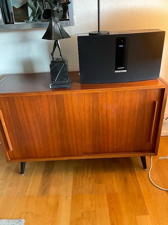 Cassettiere: Sideboard Stil dänisch – Usato da Derendingen venduto da ArtDeco61