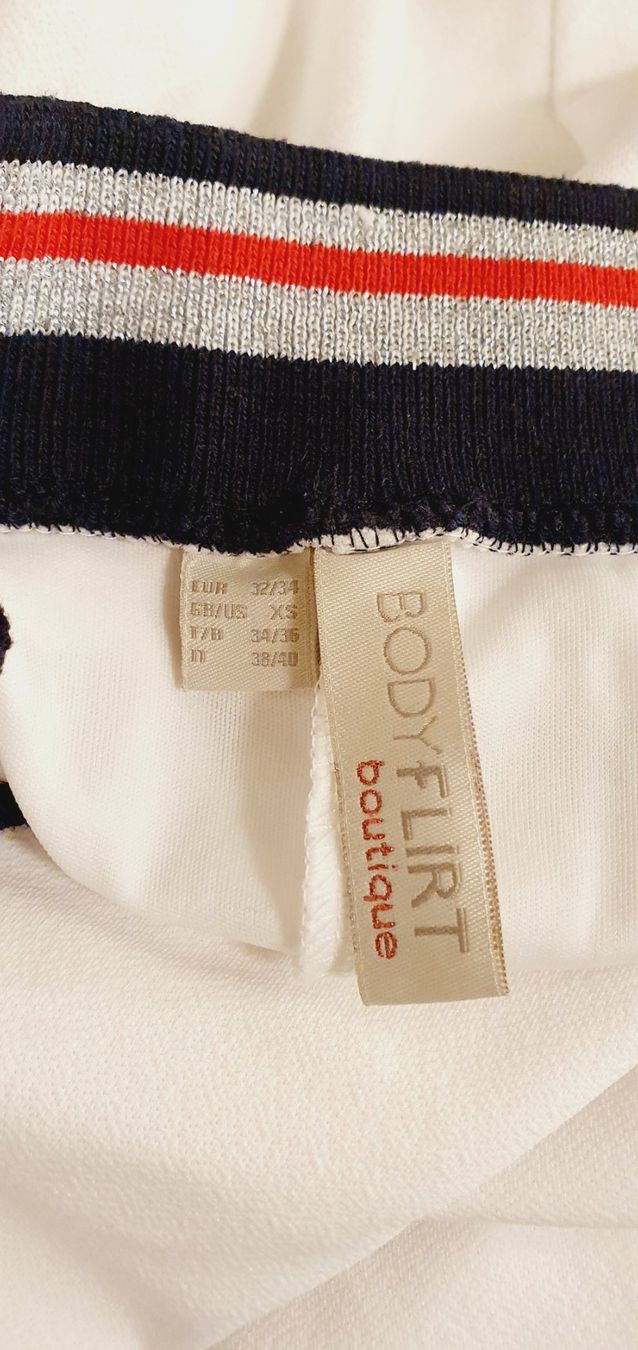 Vestiti: Kleid weiss Grösse XS – Usato da Stansstad venduto da InStyle8 5