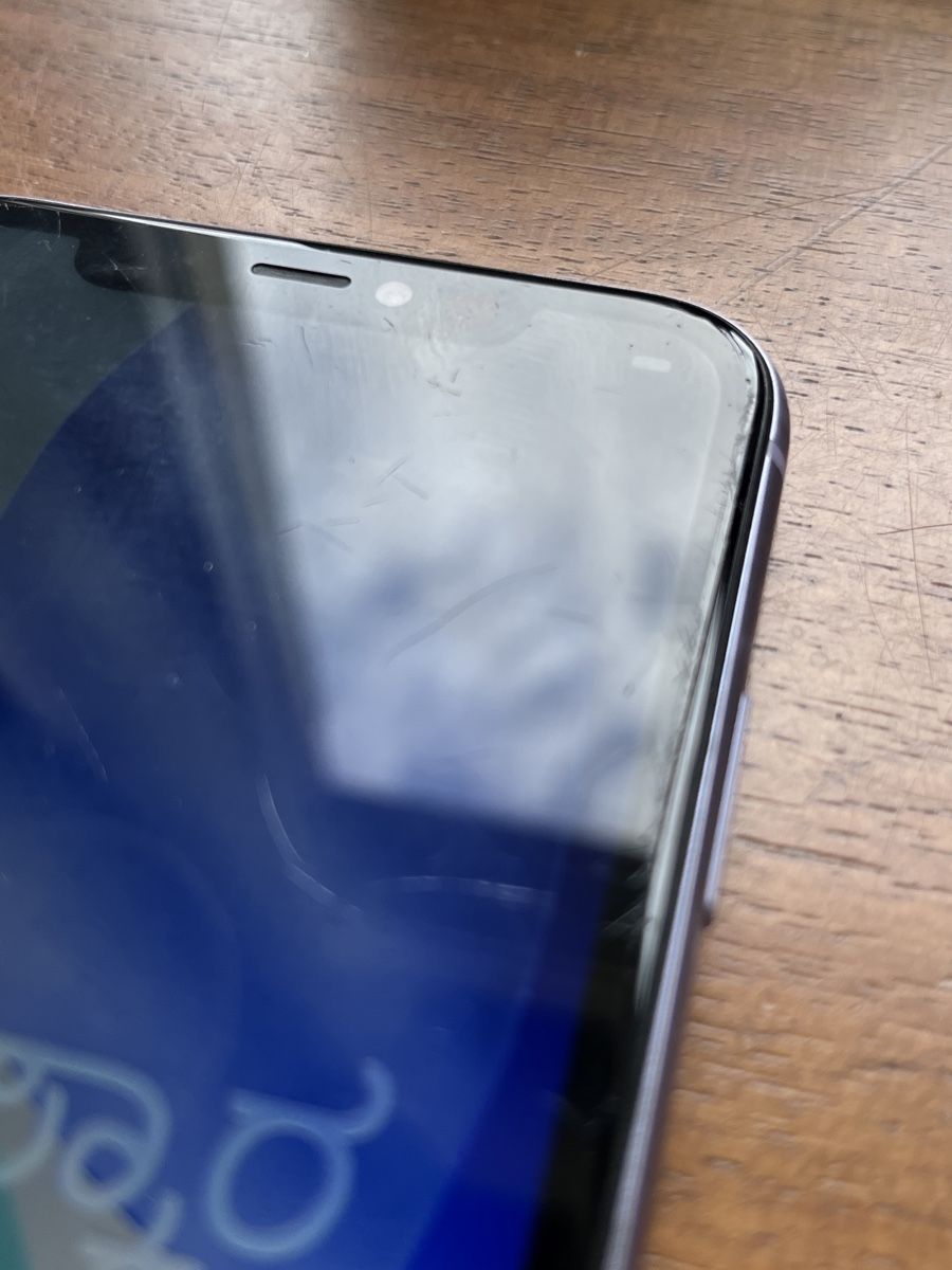 Apple Telefoni cellulari / Smartphones: iPhone 11 mit 64 GB – Usato da Zürich venduto da carolinapalos 2