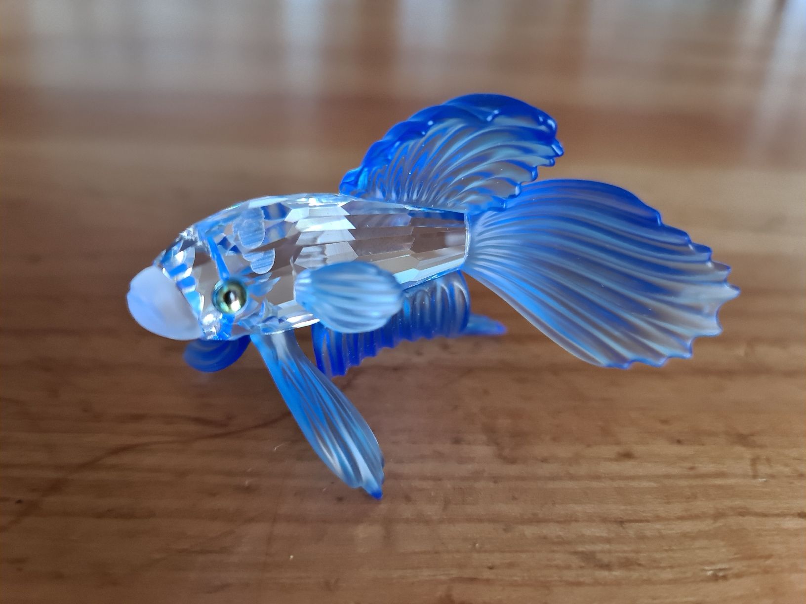 Swarovski Statuette: Swarovski Figur Schleierkampffisch Originalverpackt – Usato da henau venduto da Rockj