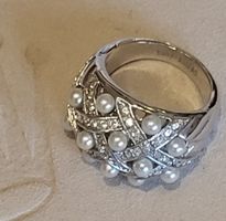 Bague élégante argentée avec perles et strass, Taille 54