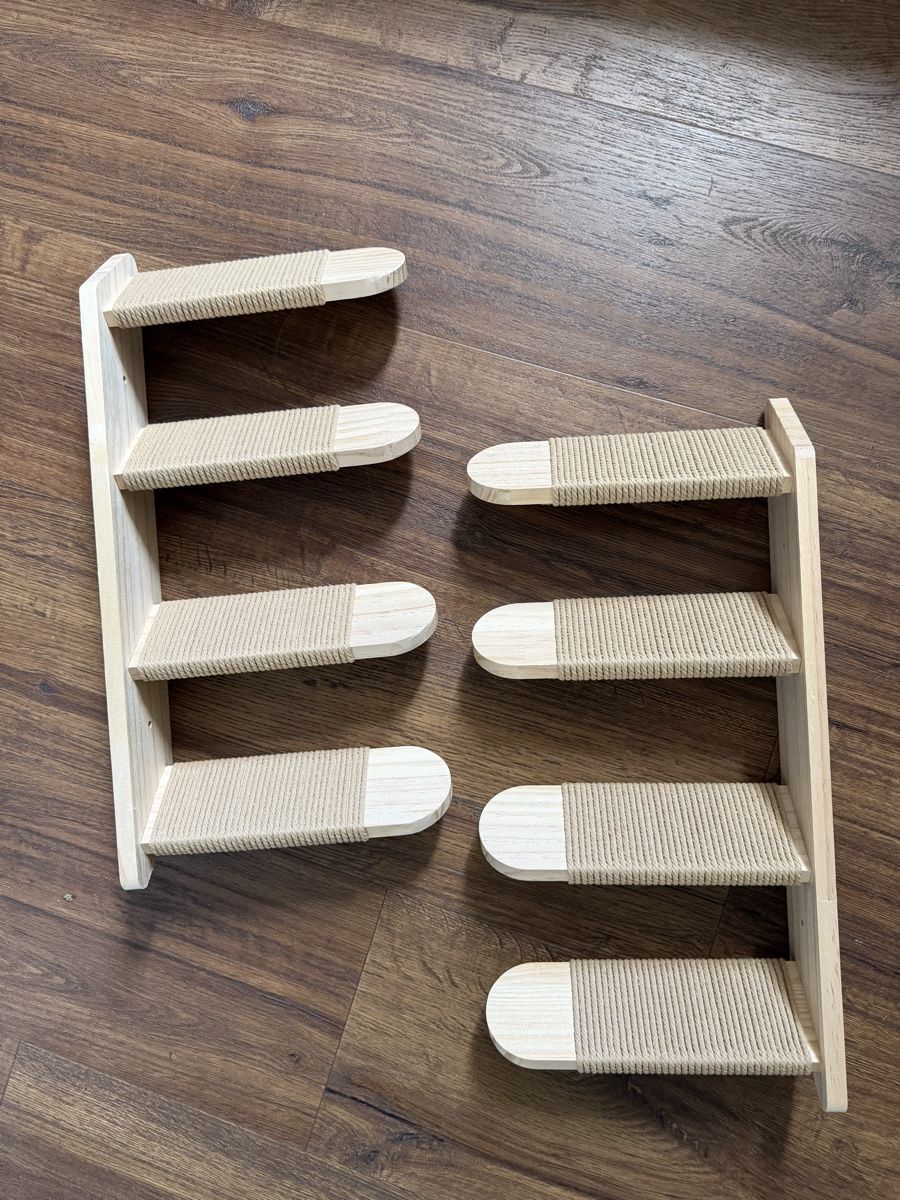 Tiragraffi: Treppe für Katze  – Usato da Bettlach venduto da Valgoy
