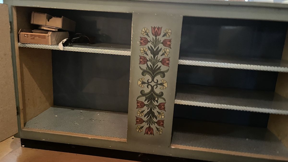 Armadi: Handbemaltes Sideboard/Schränklein – Usato da Appenzell venduto da nana33 1