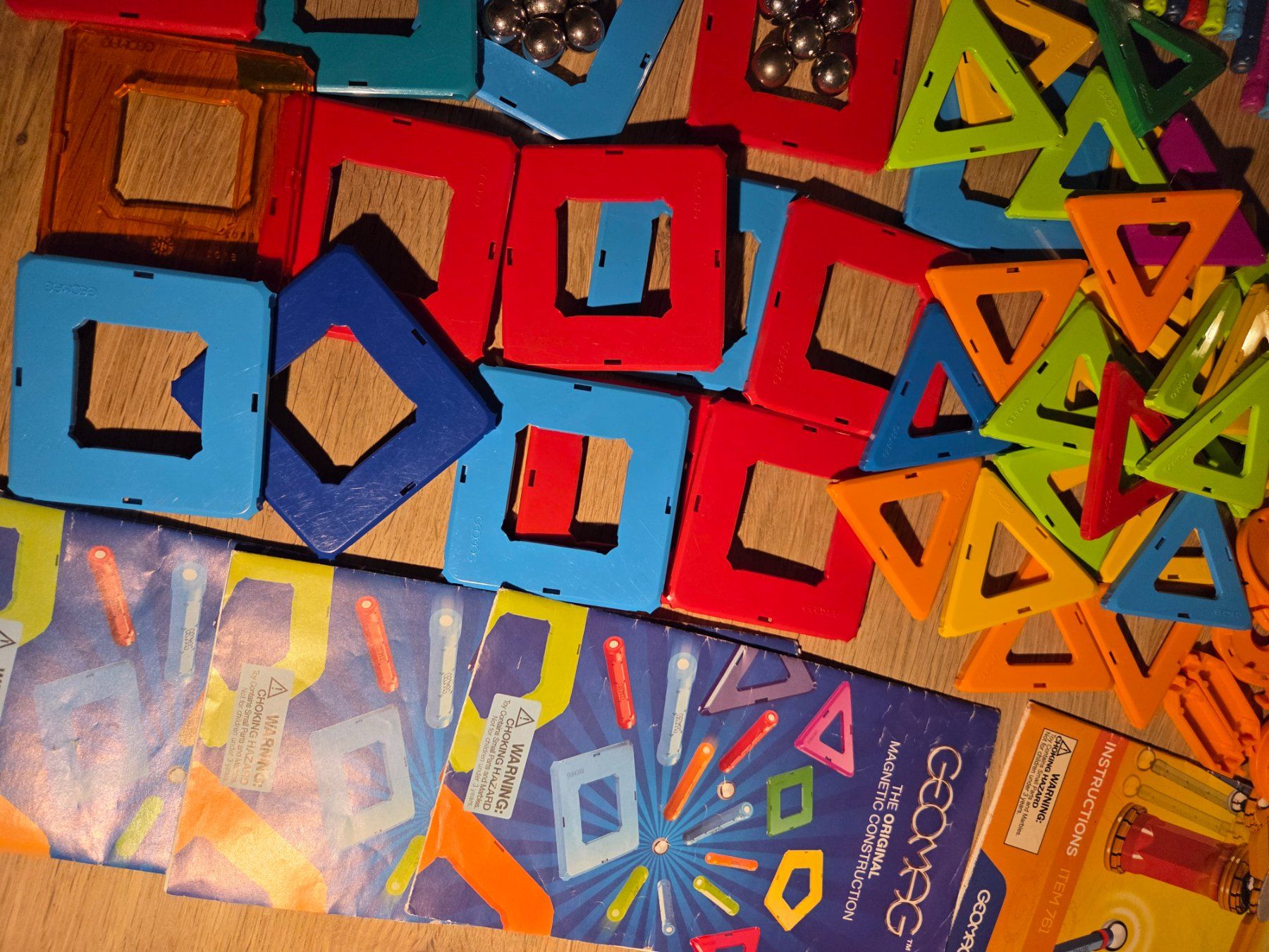 Geomag Giocattoli: Geomag Original mehrere Sets – Usato da Läufelfingen venduto da maparon 4