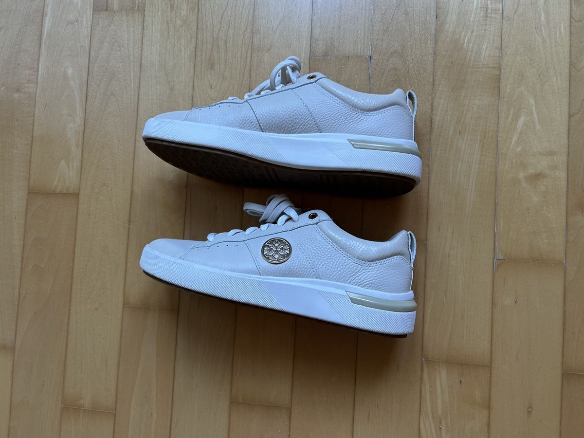 Geox Chaussures femmes: GEOX Leder Sneaker, milchweiss, Grösse 41 – Neuf (Voir description) à Diessenhofen par Bmaurice 1