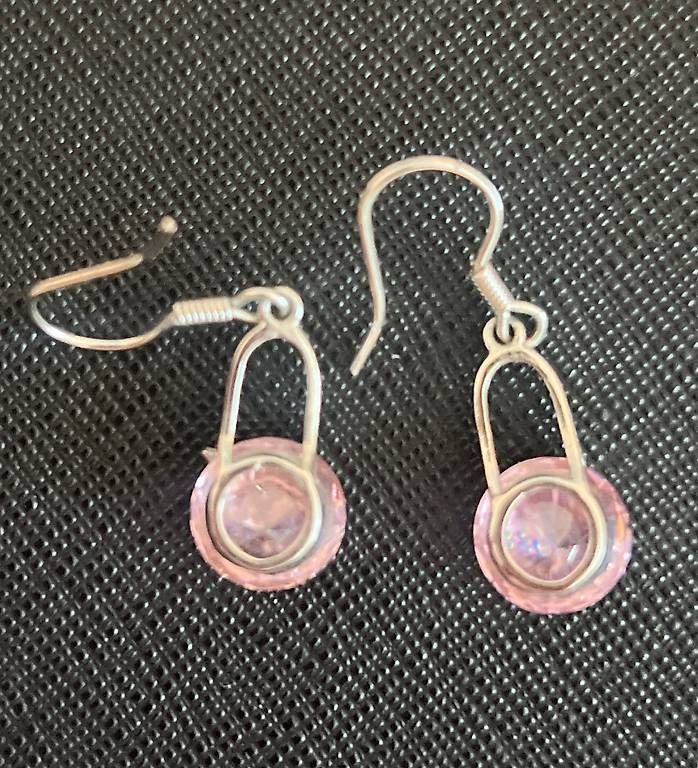 Ohrringe & -stecker: Vintage Dior Ohrringe – Gebraucht aus Zürich von Berrrfin 1