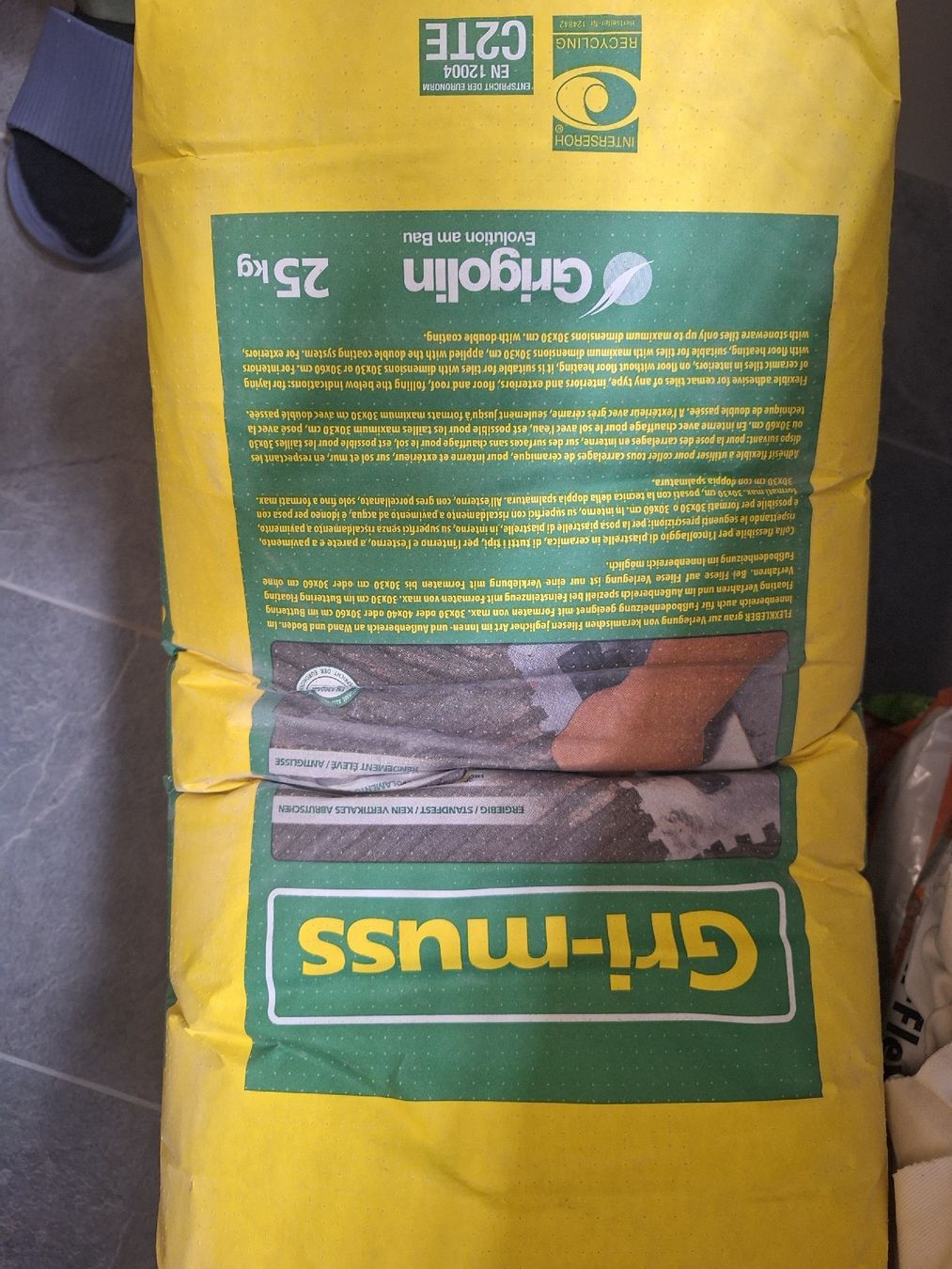 Materiale di riempimento: Fliesenkleber +Fuge grau – Nuovo e nell'imballaggio originale da Hunzenschwil venduto da ant_z2nw 5
