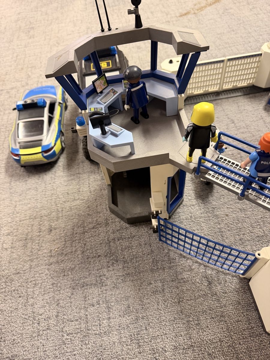 Playmobil Spielzeuge: Playmobil Polizeiset – Gebraucht aus Zollbrück von Kabir84 5