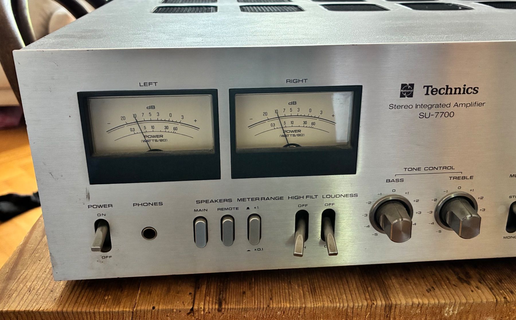 Verstärker: Technics SU-7700 Stereo Integrated Amplifier silber guter... – Gebraucht aus Bern von malewitsch01 1