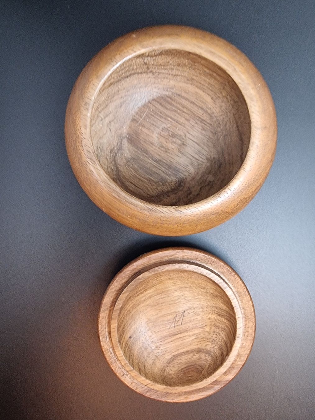 Articoli in legno: Dose rund aus Holz – Usato da Helgisried venduto da zuegli.24 3