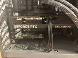 Gigabyte GeForce RTX 4070 WINDFORCE OC 12G