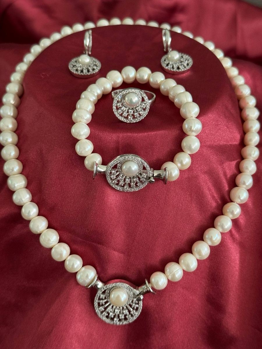Sonstiger Schmuck: Echte Perlen Seltenes Set mit Sterling Silber und Steine – Neu und originalverpackt aus Kerns von OlSecHand01