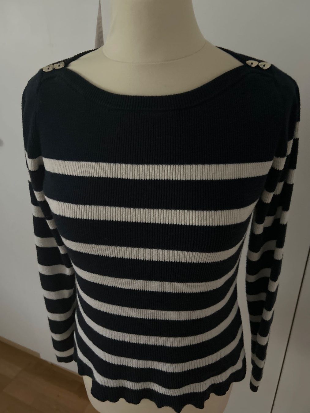 Pulls & Sweat-shirts: Jersey top Gr. S, – D'occasion à Feuerthalen par Anna_Swift 2