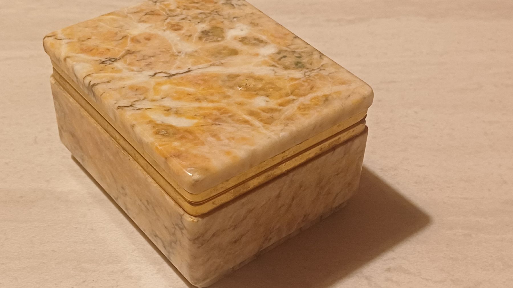 Portagioie: Schöne Schmuck Kästchen – Usato da Flawil venduto da Naphtali 1