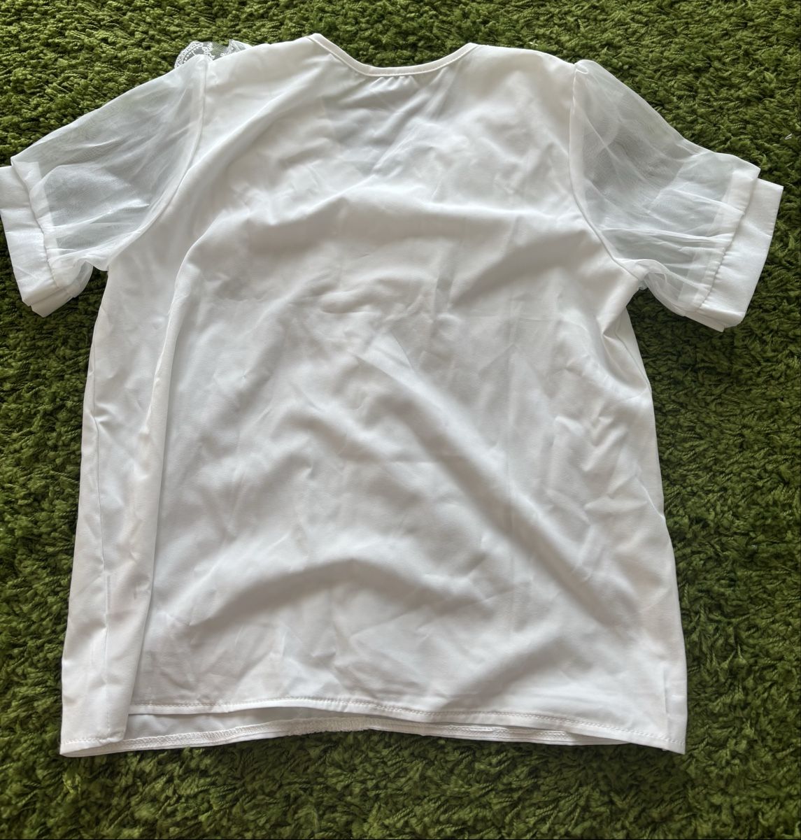 Blusen: Damenbluse mit Spitze – Neu (gemäss Beschreibung) aus Arbon von Ursula_566 1