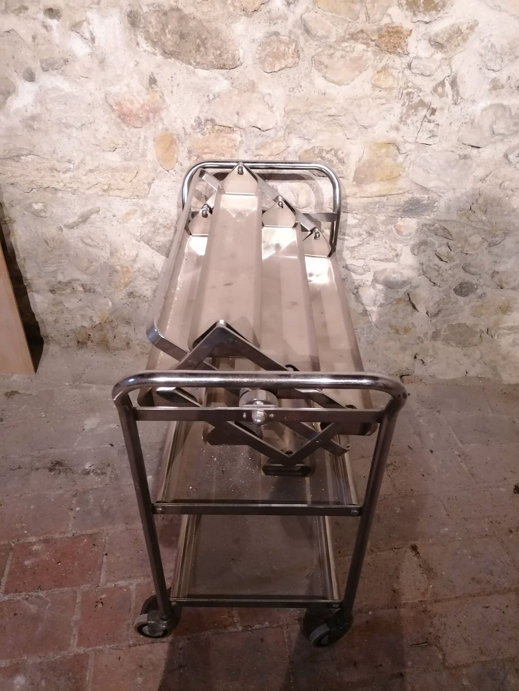 Carrelli di servizio: Servierwagen / Dessert / Vintage – Usato da Erlach venduto da MeHome77 4