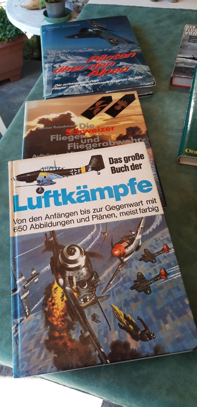 Livres: Militär-Flug, 7 Bücher – D'occasion à Neuenhof par elRey123