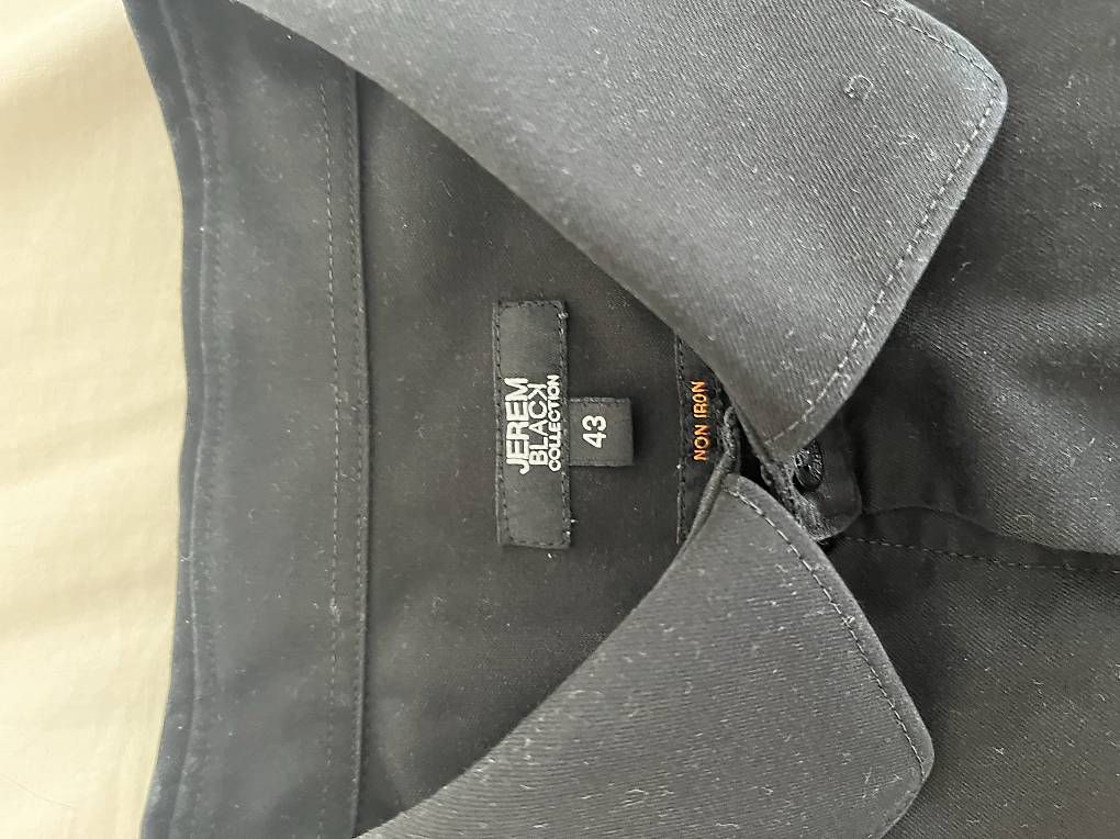Camicie: Chemise noir Jerem – Usato da Chavannes-Renens venduto da luc_52p8 1