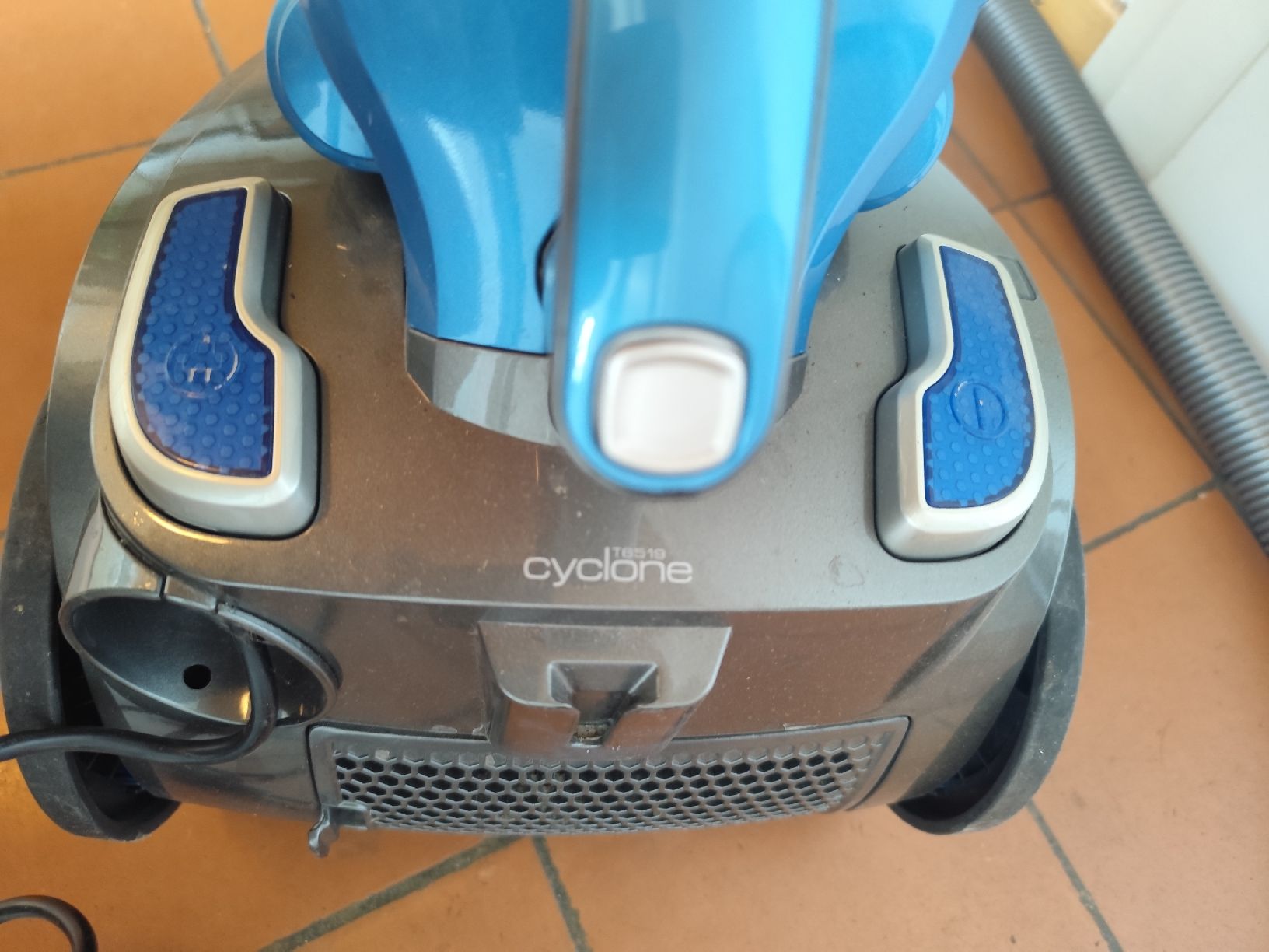 Trisa Aspirateurs & Accessoires: Staubsauger – D'occasion à Bern par Meeresalgen 3