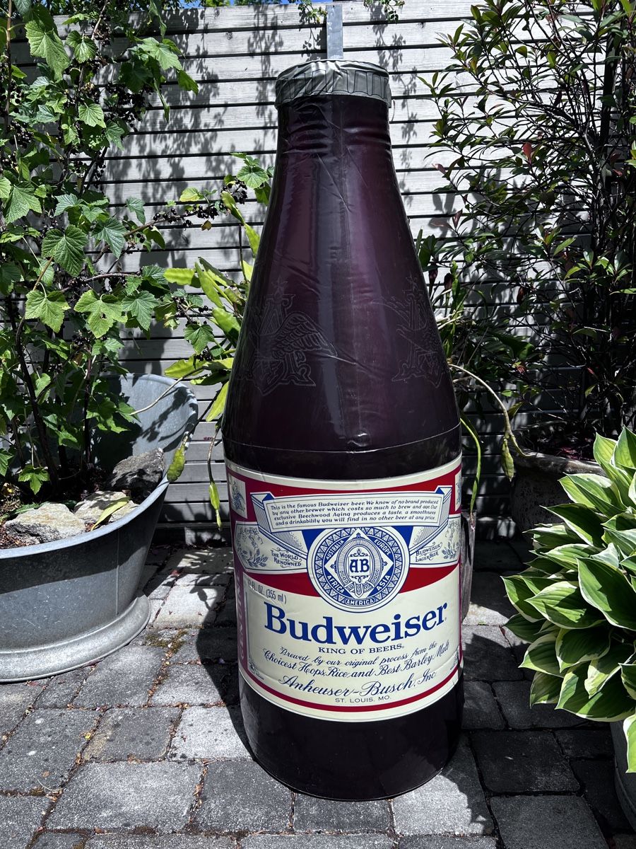 Tutte le decorazioni: Budweiser Riesenflasche Deko aufgeblasen – Usato da Bachenbülach venduto da LarissaLaruss