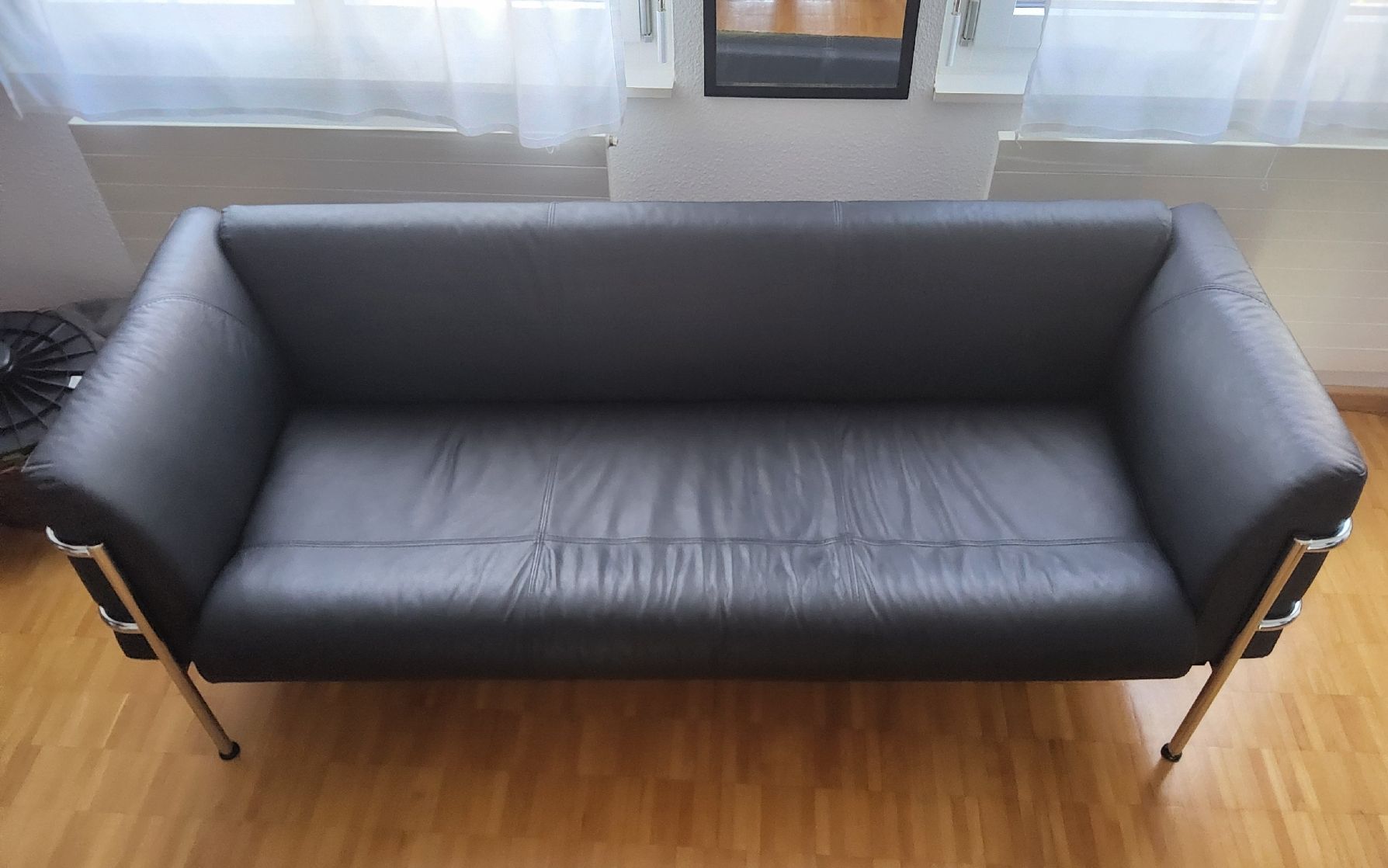Le Corbusier Sofas: Le Corbusier  Sofa Style Interio Rindsnappaleder 3 Pläzer – Neu (gemäss Beschreibung) aus Aesch BL von Yeti888 4
