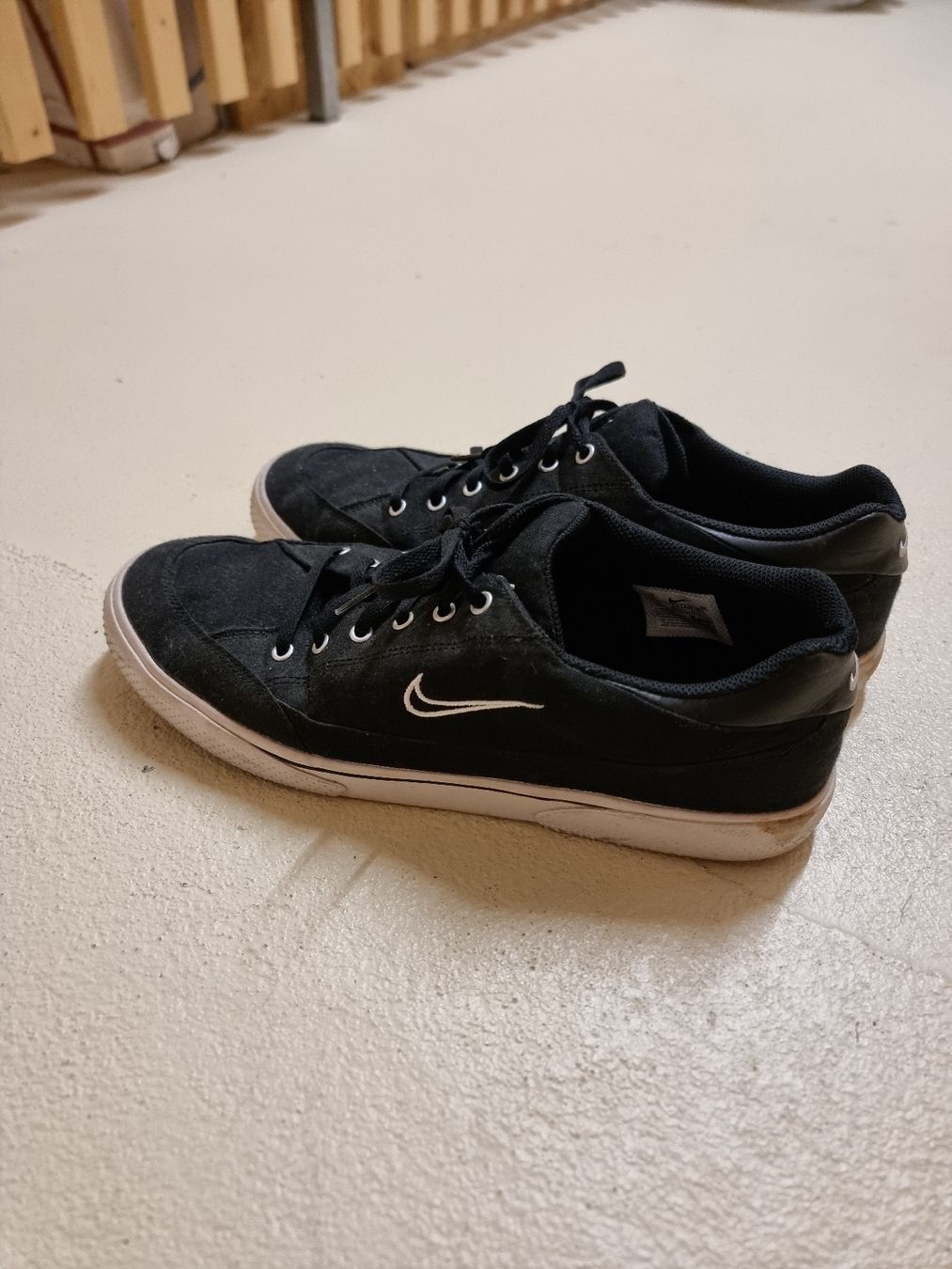 Nike Scarpe da uomo: Nike Retro GTS 97 – Usato da Einsiedeln venduto da HabaschCH