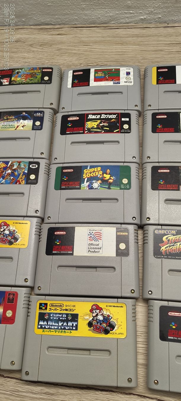 Giochi: Nintendo SNES Spielesammlung 21 Module – Difettoso da Rüti ZH venduto da S.T.G 3