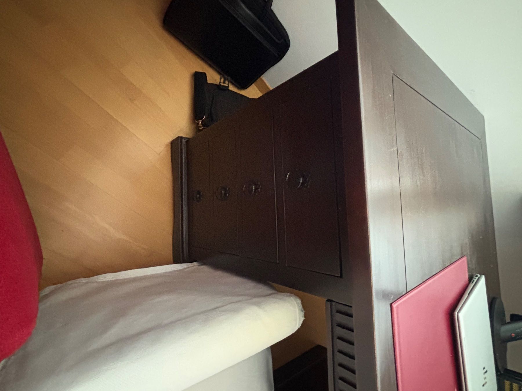 Bureaux: Schreibtisch – D'occasion à Effretikon par sarahmortini 3