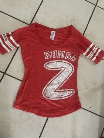 Rotes Zumba T-Shirt, Grösse XS - Fit für den Sommer!Neu
