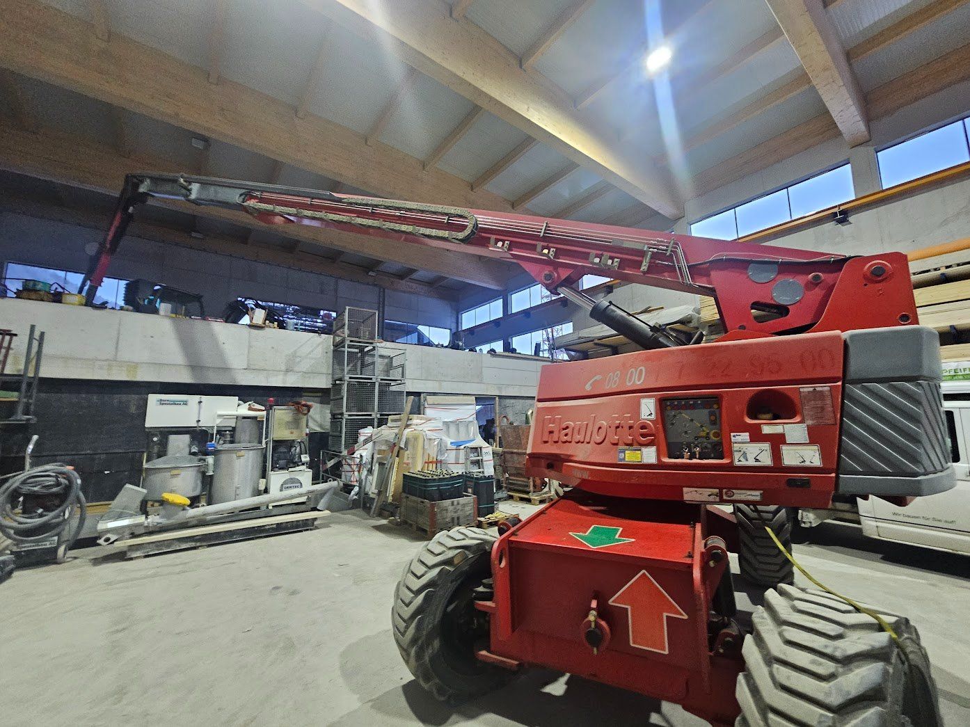 Hebebühne & Wagenheber: Hubarbeitsbühne Haulotte H28TJ+ – Gebraucht aus Adelboden von dan_n2zf 2